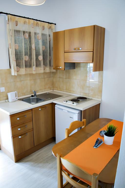 Marini Apartments Мораїтика Екстер'єр фото